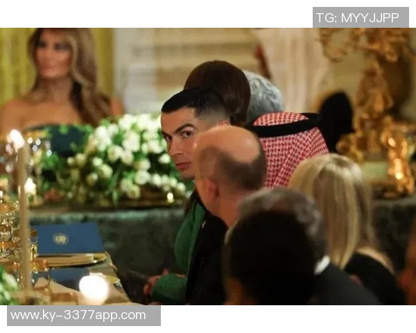 特朗普与C罗踢球的AI视频引发热议他既聪明又酷的形象令人惊叹