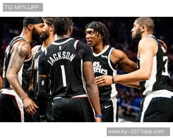 帕森斯直言若为里夫斯经纪人会建议交易詹姆斯以助球队发展